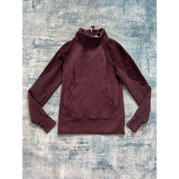Lululemon Floral Flock Pullover in Black Cherry Size 4 - Picture 8 of 9